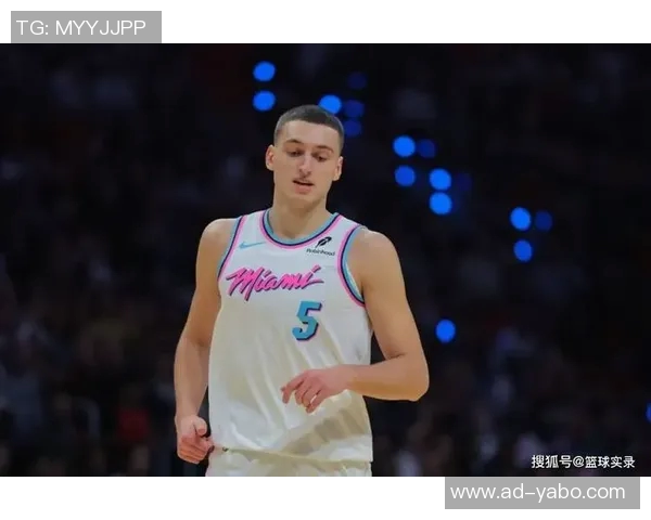 约维奇四年合同总值6240万第一年薪资1620万中间两年略微调整